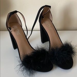 Black feather accent heels